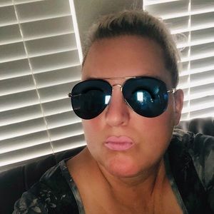 Meet your Posher, Kathleen